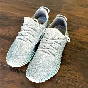 Yeezy Boost 350 ‘Moonrock’